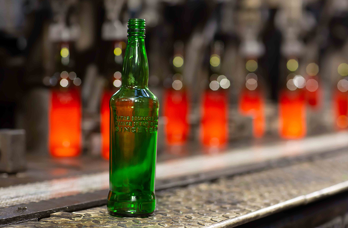 Diageo Goes for Low Carbon Glass