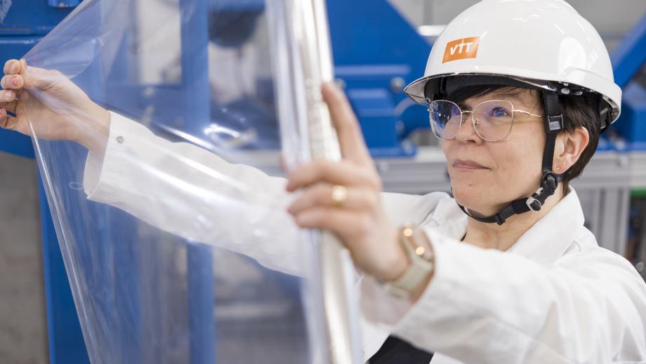 VTT Develops Transparent Cellulose Film