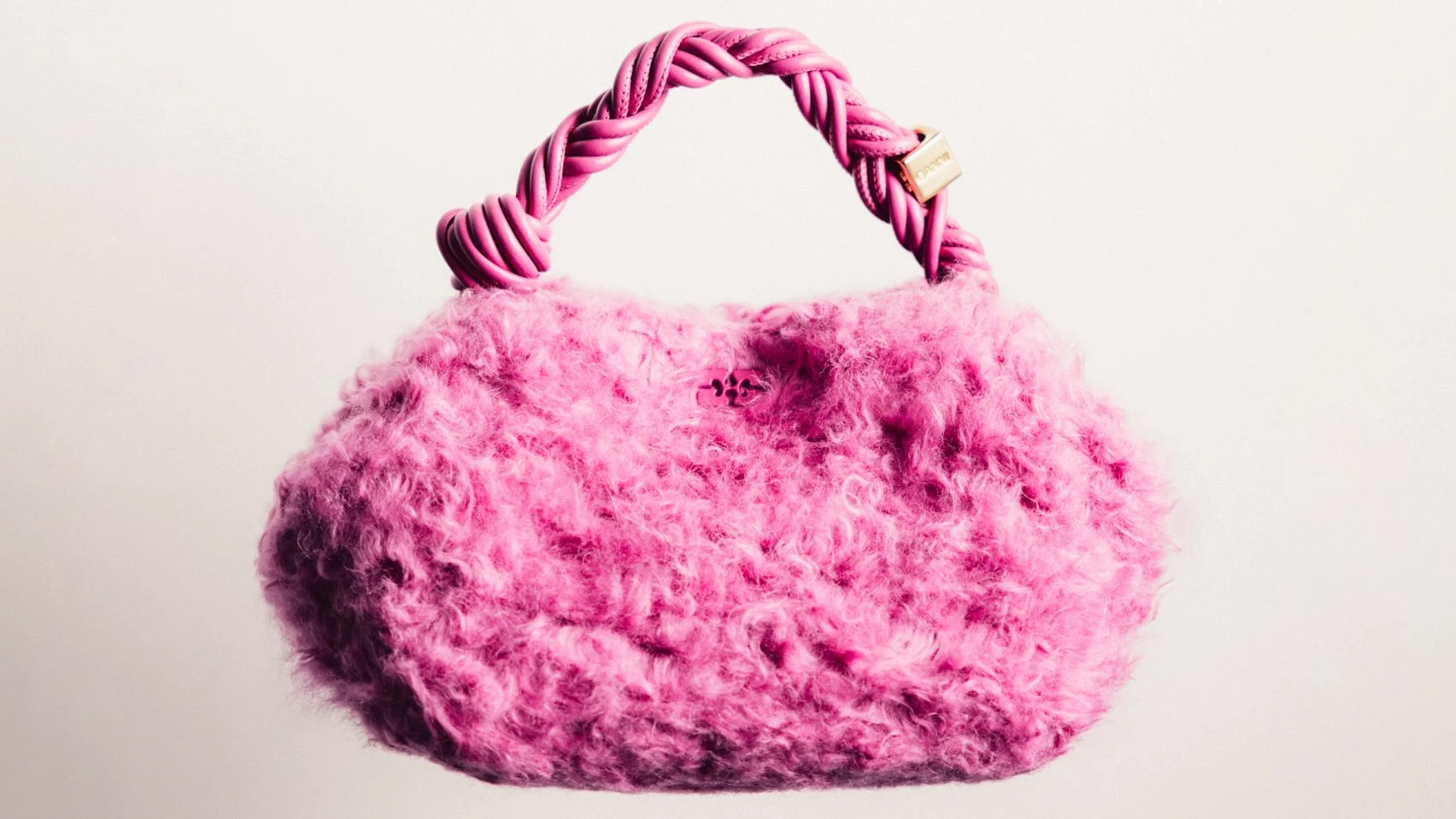 World’s first plant-based fur bag