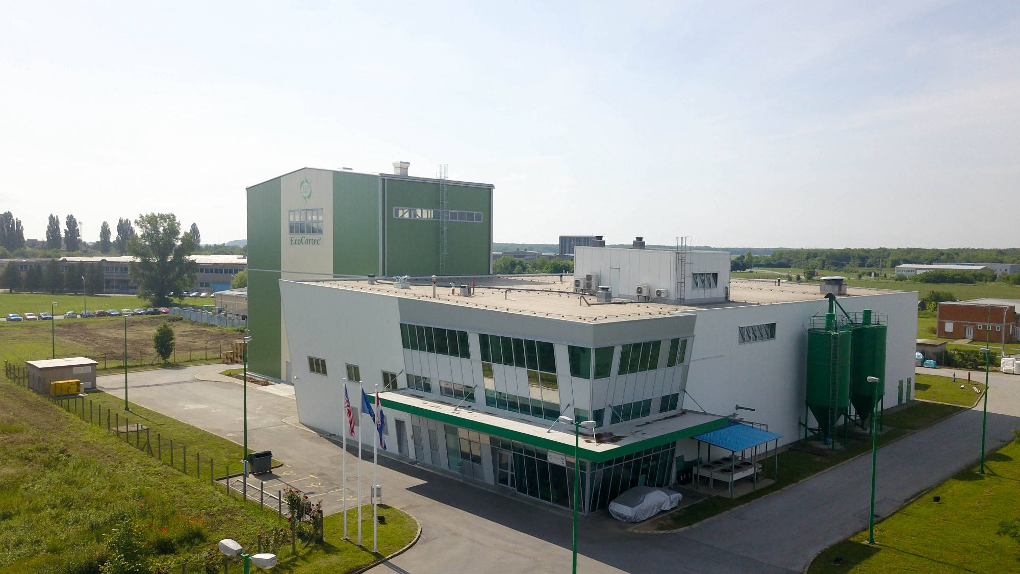 Bioplastics company EcoCortec diverts to PCR