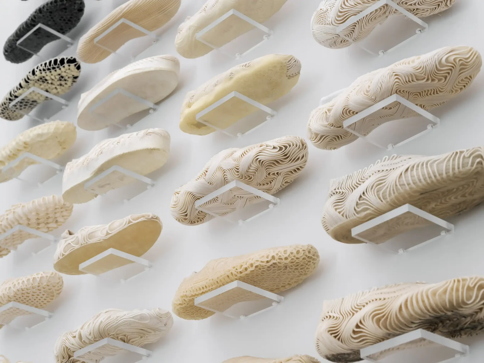 100% Biodegradable 3D-Printed Shoes by OXMAN