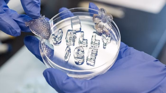A one-step process created a reusable, compostable material from gelatin